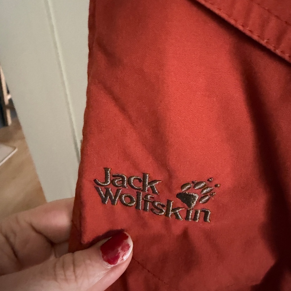 Jack Wolfskin Men's Cargo Pants in Rust Orange - Picture 3 of 6